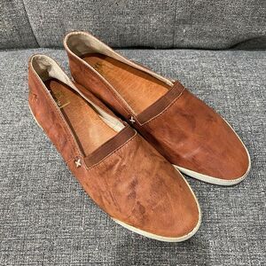 Frye Melanie Slip On Flats Women Size 7